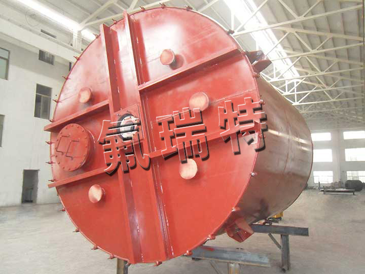 鋼襯塑儲(chǔ)罐、反應(yīng)釜